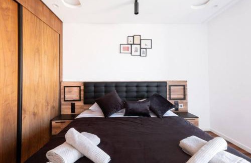 Camp El Ghoul Apartment | Luxury 2 Bedroom with Mountain View