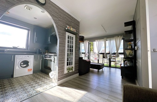 Canning Town North Apartment | Luxury 2 BR Flat in Canary Wharfnn