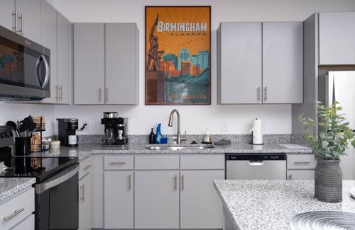 Pelham Apartment | Luxury 2 BR Getaway Near Oak Mountain Park