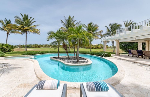 Punta Cana Villa | Luxury 2-level villa in Punta Cana