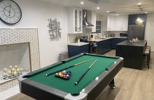 Malibu Canyon House | Luxury 2022 fully remodeled in Calabasas