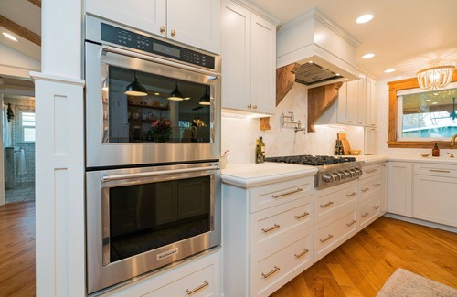 Walla Walla East House | Luxury, 2700 sf spacious home, 7 min to downtown