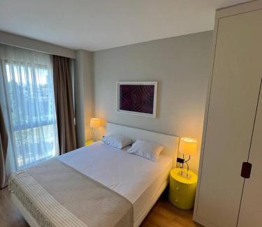 Bagcilar Apartment | Luxury 2BR 2BA Fast Wi-Fi and AC