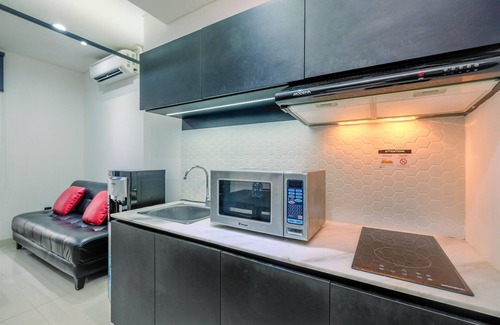 Ragunan Apartment | Luxury 2BR Apartment at Pejaten Park Residence with Bathtub
