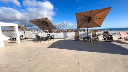Reforma Apartment | Luxury 2BR Condo Rosarito (E)
