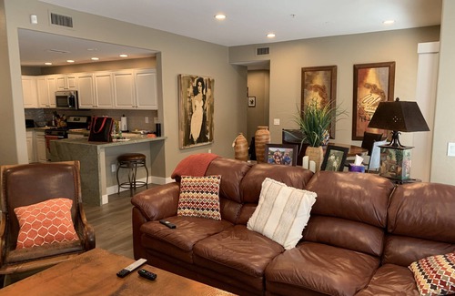 North Scottsdale Condo | Luxury 2BR Condo.