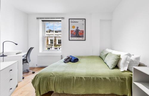 Latchmere Apartment | Luxury 2BR Flat in Battersea