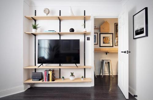 Colville Apartment | Luxury 2BR Flat in Hip Notting Hill