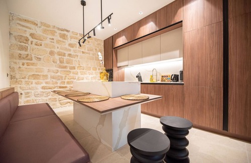 Archives Apartment | Luxury 2BR - Place des Vosges - Le Marais