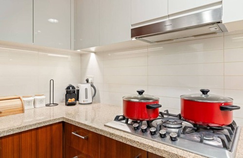Downtown Dubai Apartment | Luxury 2BR | Skyline Sea View Direct Mall Metro Dining Shops City Walk