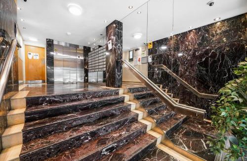 Fitzrovia Apartment | Luxury 2BR - Steps from Oxford Circus & Soho