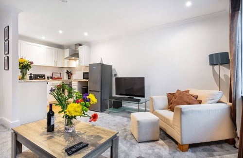 Westminster Apartment | Luxury 3-Bed 2bth Near Big Ben & Westminster Abbey