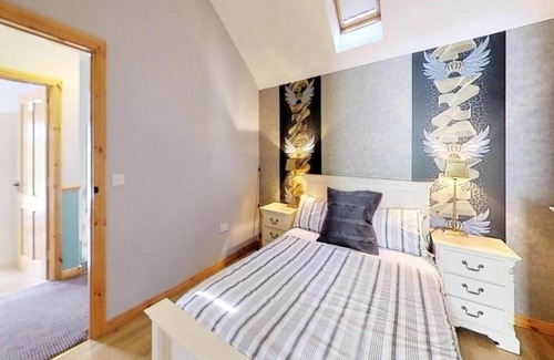 Craigavon Apartment | Luxury 3 Bed Cottages near Hillsborough Palaces