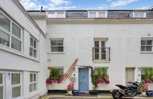 Lancaster Gate House | Luxury 3 Bed House by Hyde Park, Bayswater