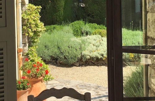 Mougins Villa | LUXURY 3 BED VILLA with AMAZING VIEW and PRIVATE HEATED POOL in GORGEOUS GARDENS