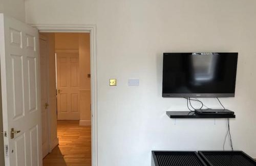 Fitzrovia Apartment | Luxury 3 bedroom, 3 bath apt by Oxford St & Soho