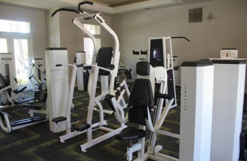 Canyon Country Apartment | Luxury 3 Bedroom Apartment