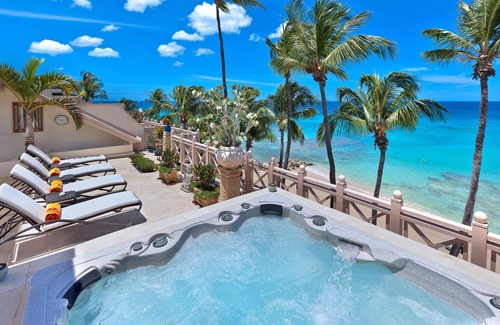 Reeds Bay Condo | Luxury 3 bedroom beachfront villa w/private jacuzzi