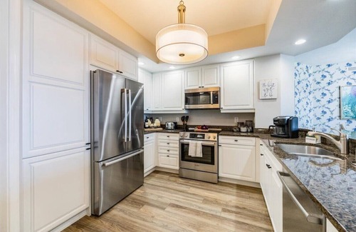 Bonita Springs Condo | Luxury 3-Bedroom Condo with Gulf View – Naples/Bonita Springs/Florida Getaway
