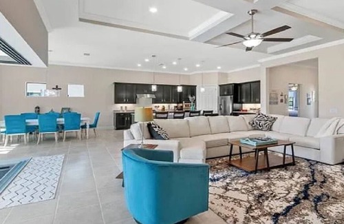 Rural Estates House | Luxury 3 Bedroom Retreat w/ Pool Near Naples Beaches. Family-Friendly Community.