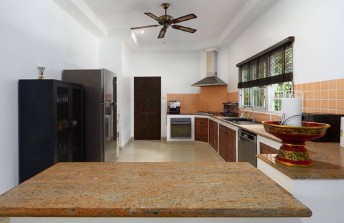 Ban Saiyuan Villa | Luxury 3 bedroom villa with tropical garden private pool - area of 1200m2