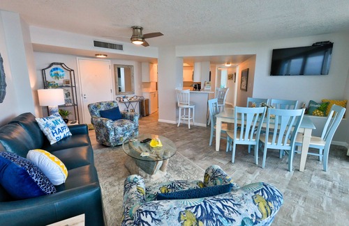 Daytona Beach Shores Condo | Luxury 3 BR Condo PECK PLAZA 26SE, Amazing Oceanfront Views, Heated Pool, Hot Tub