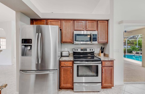 Pelican House | Luxury 3 BR Home near Cape Harbour w/Heated Pool!