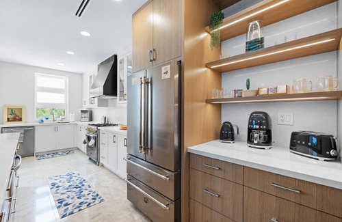 Nassau Apartment | Luxury 3 BR Oceanfront Condo Right Beside Baha Mar
