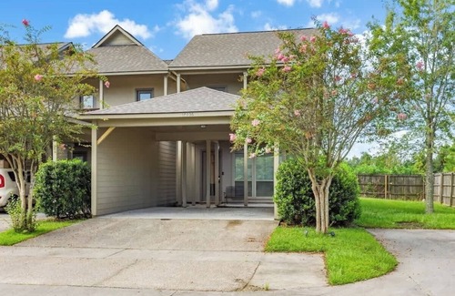 South Baton Rouge House | Luxury 3 Kings, Fully Equipped, near LSU