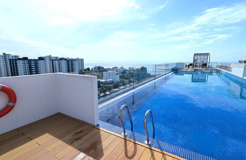 Hulhumale Apartment | Luxury 3BR Apartment with Infinity Pool, Balcony n Gym