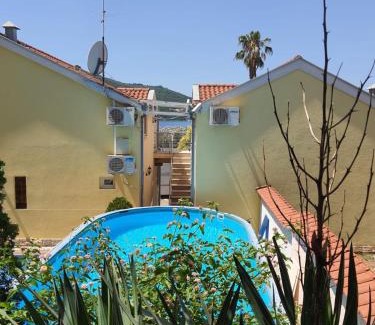 Kumbor Apartment | Luxury 3BR Duplex with Pool 2 Mins from Beach in Kumbor