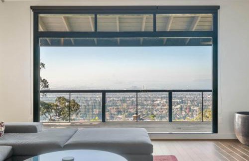 Claremont Hills House | Luxury 3br Hillside Retreat Wac Panoramic View