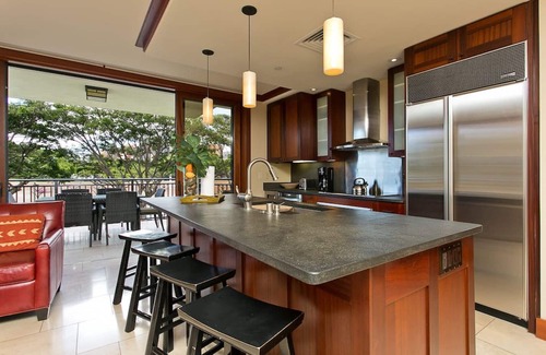 Ko Olina Condo | Luxury 3BR Ko Olina Beach Villa –BT304 Sleeps 8, Ocean Views, Lanai, 2 Free Parking, Steps to Lagoon