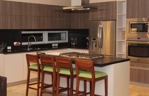 Amapas Condo | Luxury 3BR Oceanfront Condo With 5min. Walk To Old Town & Amazing Rooftop Oasis!
