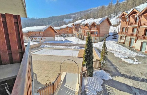 Puy-Saint-Vincent Apartment | Luxury 4/6pers apartment at the foot of the slopes