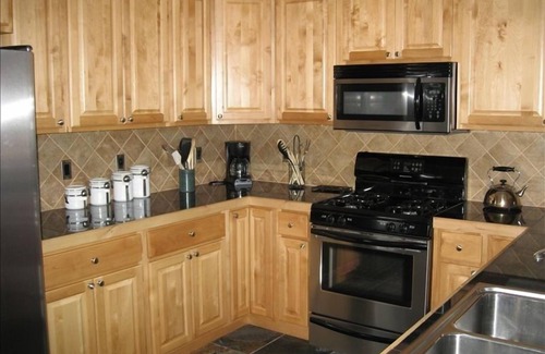 Winter Park House | Luxury 4 bed Antlers @ Lakota 2024 Brand New Private Hot Tub Walk/Shuttle to Ski