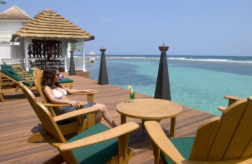Port Antonio Villa | Luxury 4 Bedroom Oceanfront Villa Fully Staffed and Equipped for Relaxation