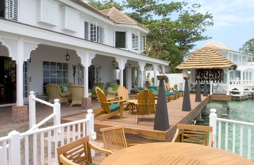 Port Antonio Villa | Luxury 4 Bedroom Oceanfront Villa Fully Staffed and Equipped for Relaxation