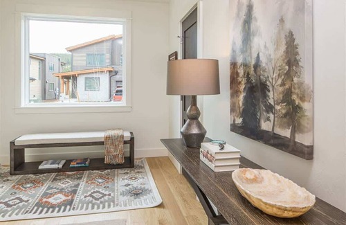 Big Sky House | Luxury 4 Bedroom Townhome Big Sky Town Center