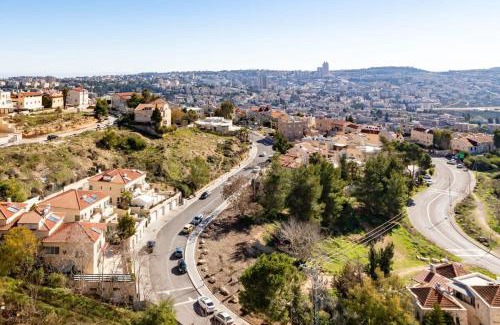 Jerusalem Apartment | Luxury 4 Bedroom With Amazing View In Ramat Sharet Bayt Vegan