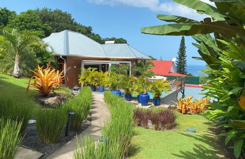 Bouillante House | Luxury 4* house - sea view/tropical garden - facing ilet Pigeon & réserve Cousteau