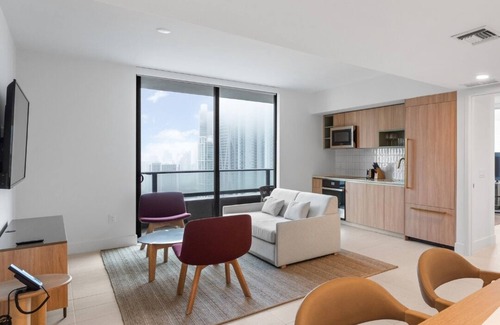 Downtown Miami Apartment | Luxury 40th floor Modern Condo 2BD Downtown Miami