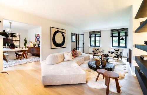 Waterloo Villa | Luxury 455m2 Villa in Waterloo