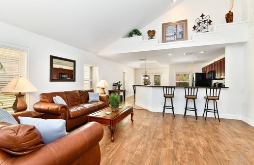 Davenport House | Luxury 4BR Disney Dream Home - Resort Style Amenities | 15 Miles to Disney World
