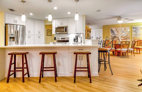 Lochmoor Waterway Estates House | ‼️Luxury 4BR Home | Heated Saltwater Pool BBQ