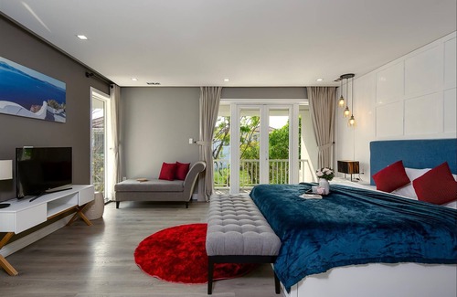 Son Tra Villa | Luxury 4BR & Pool - Ochic Villa Han River Side - Dragon Bridge Danang City