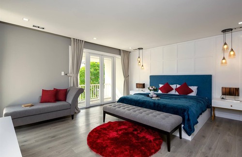 Son Tra Villa | Luxury 4BR & Pool - Ochic Villa Han River Side - Dragon Bridge Danang City
