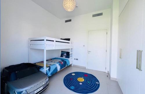 Dubai Apartment | Luxury 4BR Villa in Dubai