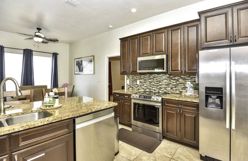 Ocean View Halifax Estates House | Luxury 5 bed, 3 ba, separate in-law suite, htd pool & SPA, mins walk to beach