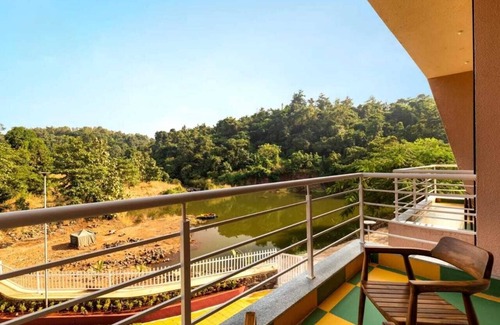 Karjat House | luxury 5-bedroom bungalow with big pool
